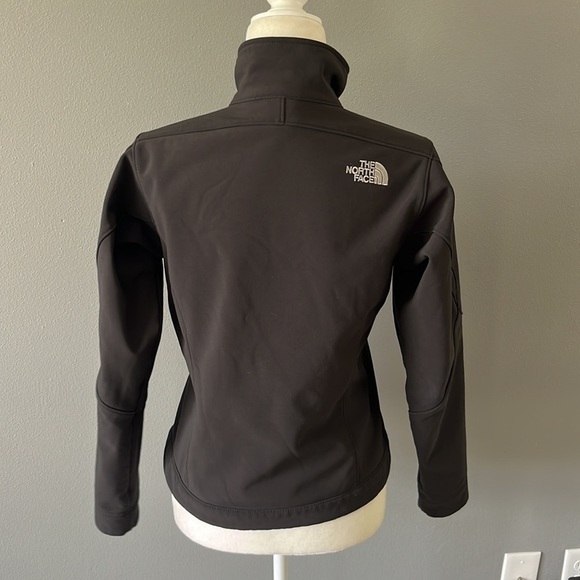 The North Face Women's Black Apex Bionic Softshell Jacket - Picture 7 of 12